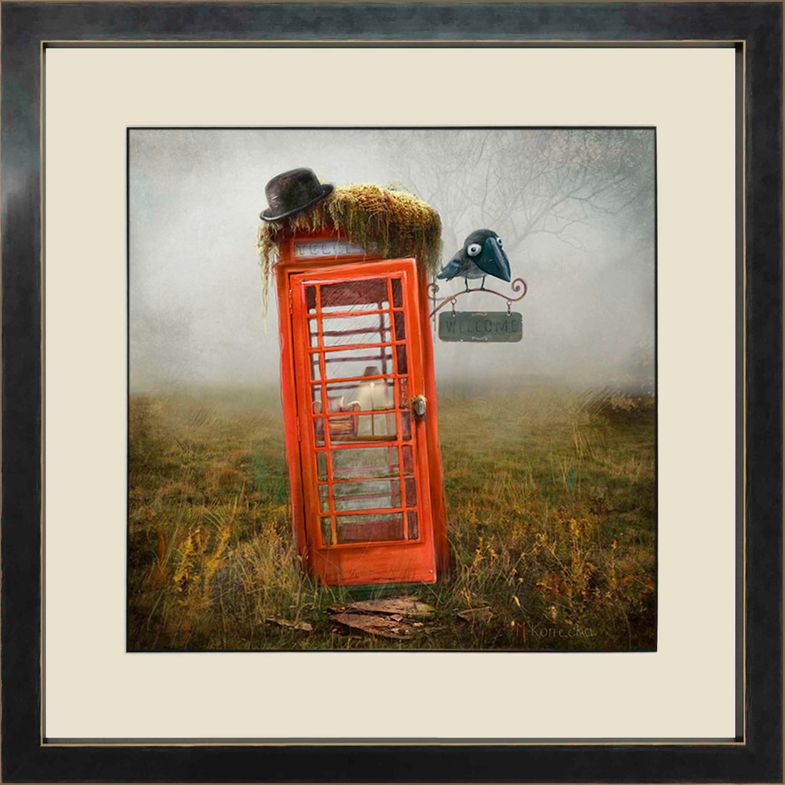 Phonebox Cottage by Matylda Konecka