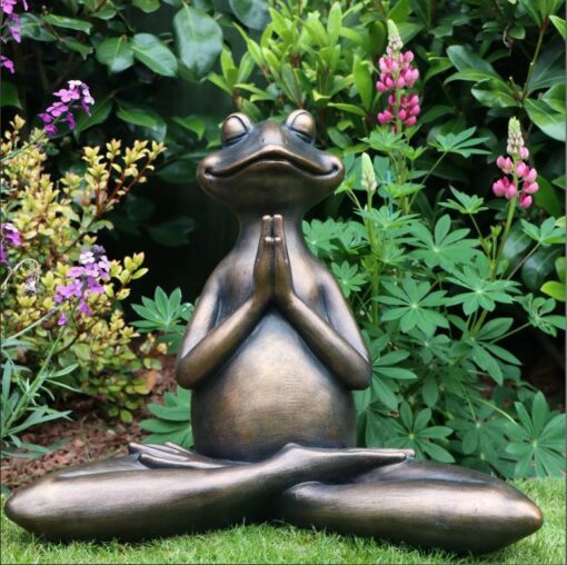 prayingfroggarden