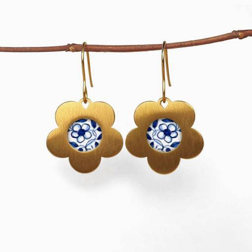 Flower Shaped Earrings Delft Blue BE177