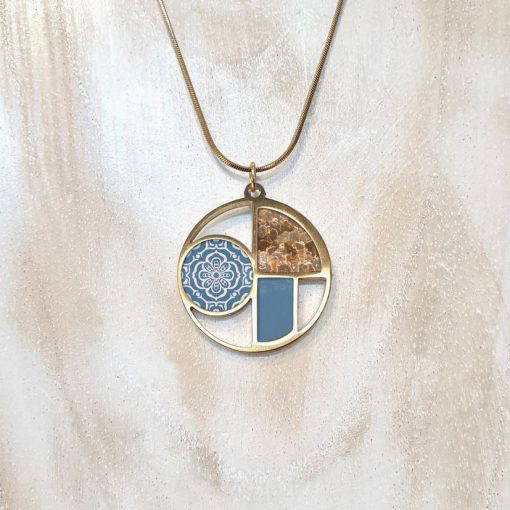 Round De Stijl Necklace Blue & white B172 07 24